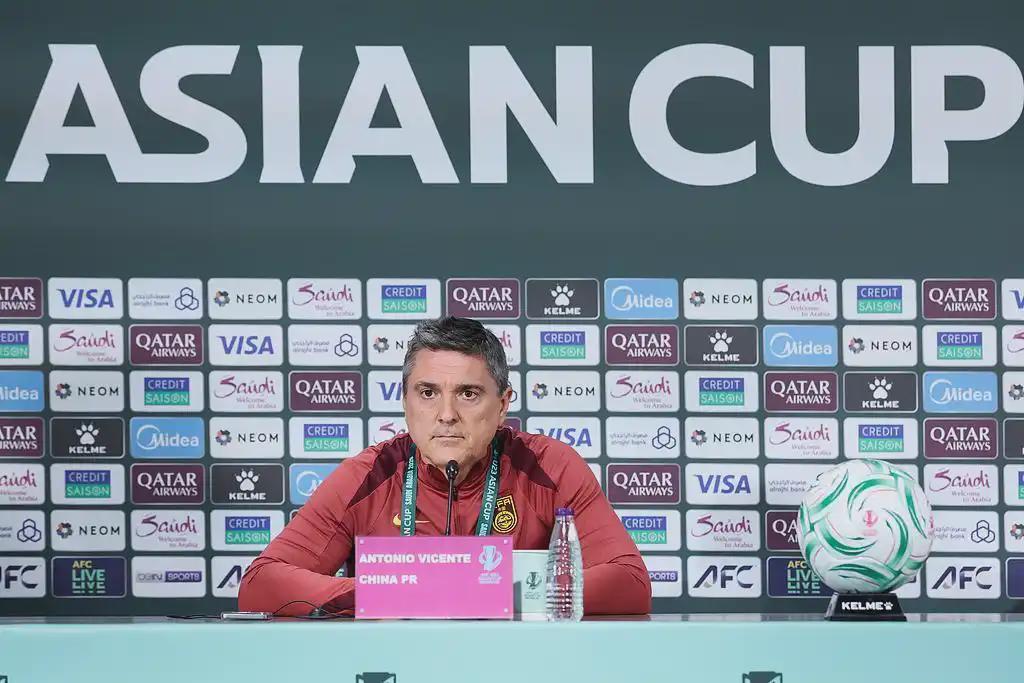 开云APP-U23亚洲杯决赛对阵日本，这场复仇之战，安东尼奥面临一道选择题